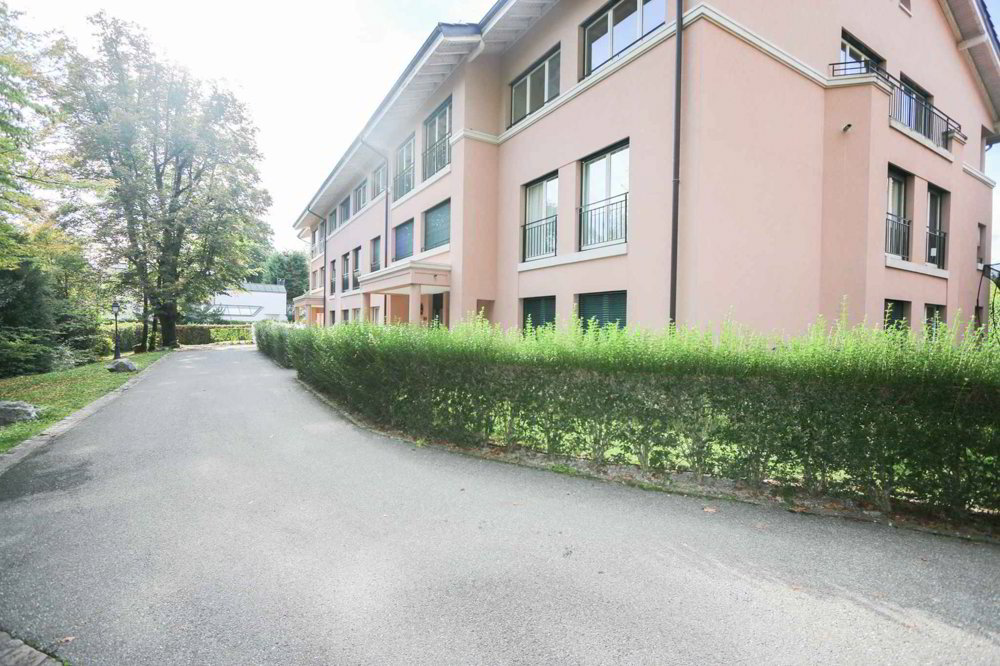 5 Zimmer Wohnung zu vermieten in Vandoeuvres - Bild 1/2