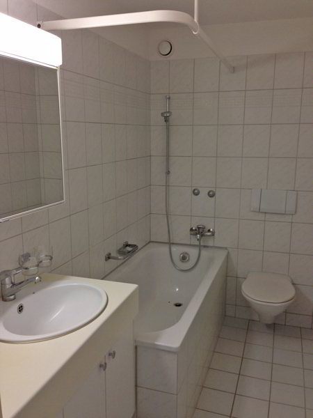 3 rooms Apartment for rent in Winterthur - image 1/4