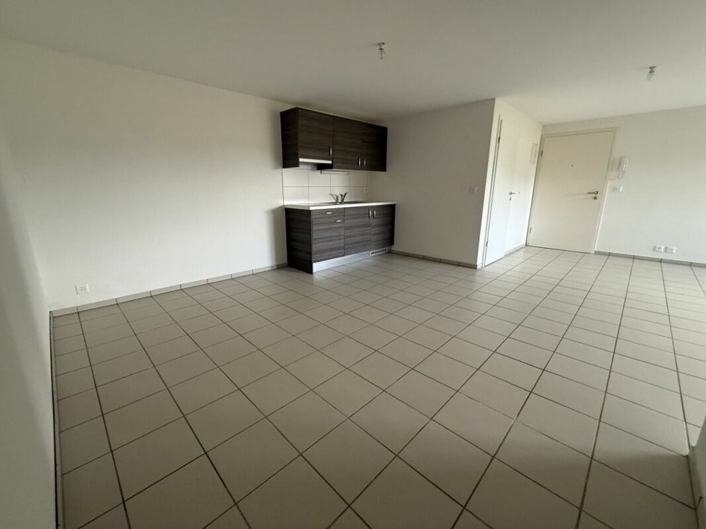 Local dépot de 45 m² à Rossens - Ansicht 3