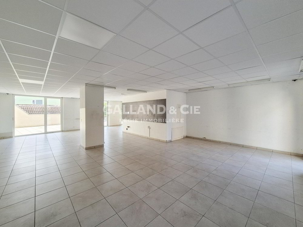 Local Commercial spacieux avec bonne visibilité et une grande terrasse - Ansicht 2