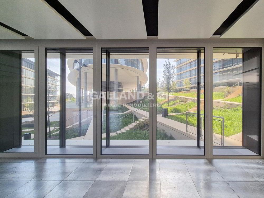 null rooms Office & Commercial for rent in Bussigny - image 1/3