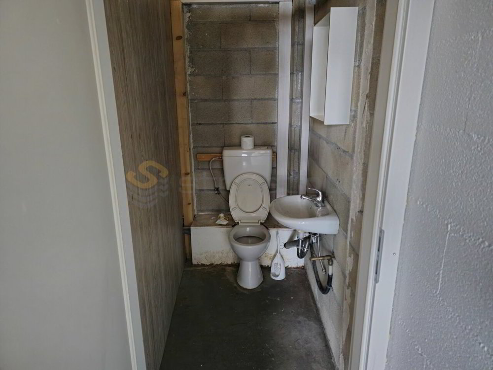Opportunité unique, double box à louer de suite - 230 m² - Mehr