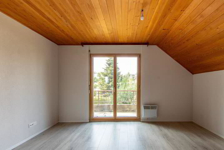 5.5 Zimmer Haus zum verkaufen in Düdingen - Bild 1/13