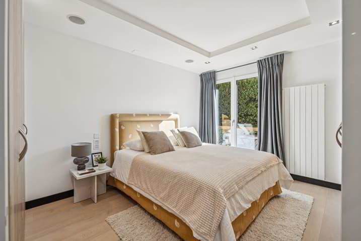 5.5 rooms Apartment to buy in Pully - image 1/13