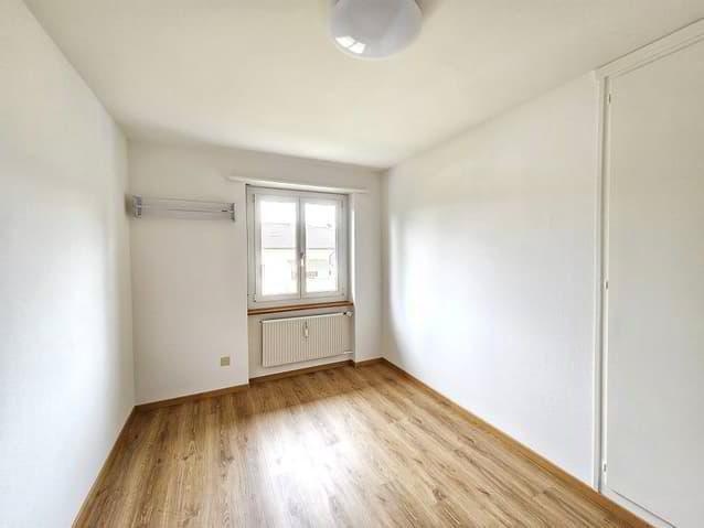 3 rooms Apartment for rent in Port - image 1/6