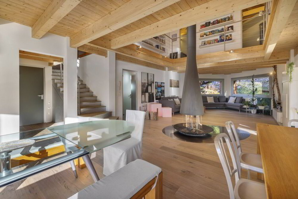 7.5 rooms House to buy in Mesocco - image 1/13
