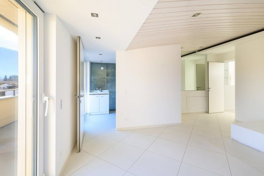 5.5 rooms Apartment to buy in Ascona - image 1/13