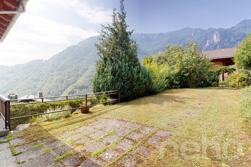 5.5 rooms House to buy in Miex - image 1/12
