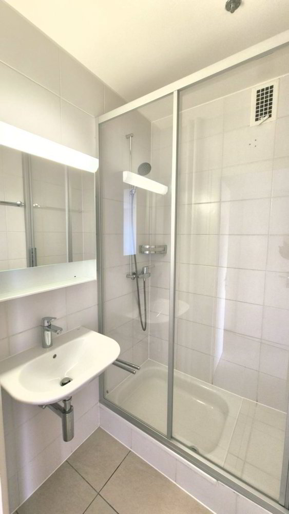 null Zimmer Wohnung zu vermieten in Gland - Bild 1/5