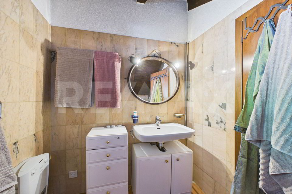 3 rooms House to buy in Mezzovico - image 1/13
