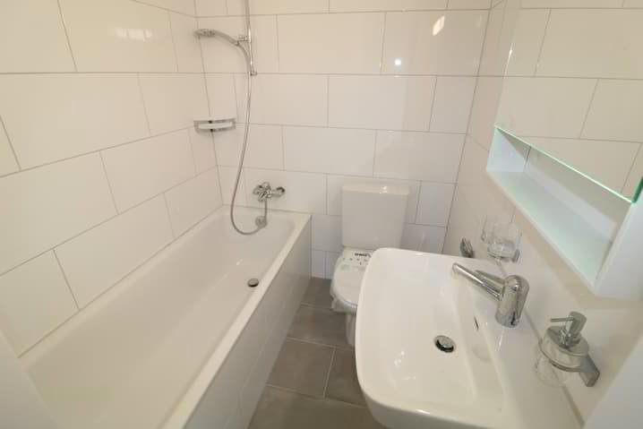 1 rooms Apartment for rent in Bienne - image 1/4