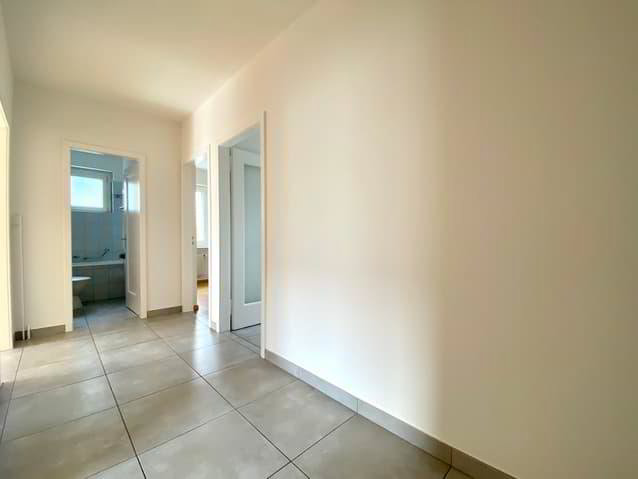 Appartement 3 pièces à louer à Bienne - image 1/5