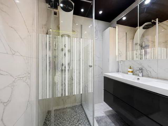 Appartement 5.5 pièces à acheter à La Chaux-de-Fonds - image 1/12