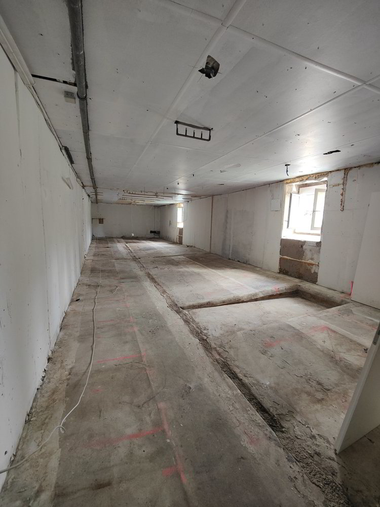 120 m² Lagerraum Zürich - Am Wasser 161 - Ansicht 2