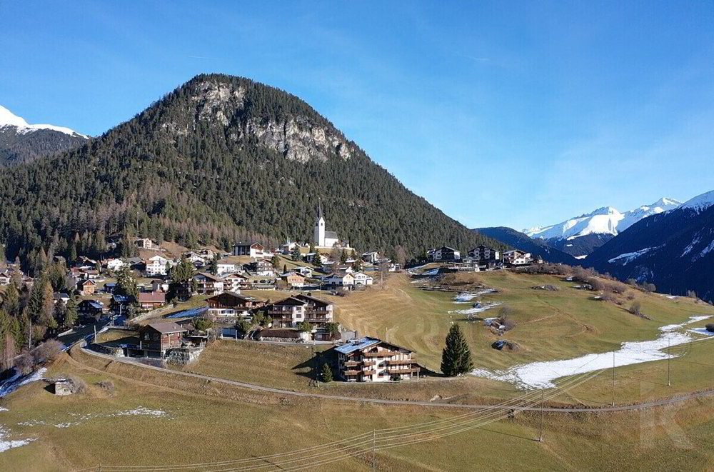 Traumhaftes Grundstück an toller Aussichtslage im Albulatal- Schmitten - Mehr
