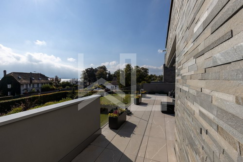 Appartamento di 7 locali in vendita a Nyon - immagine 1/3