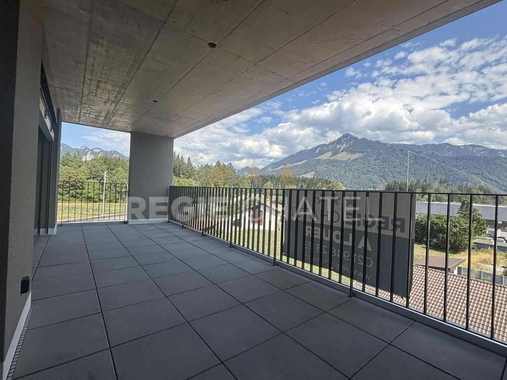 4 rooms Apartment for rent in La Tour-de-Trême - image 1/8