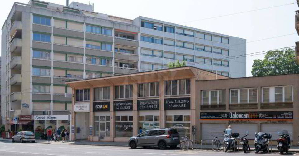 null rooms Office & Commercial for rent in Geneva - image 1/6