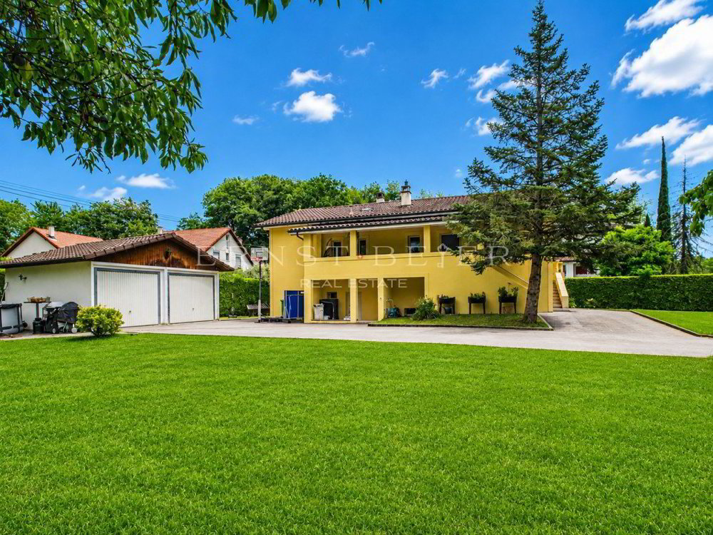 7.5 rooms House to buy in Founex - image 1/13