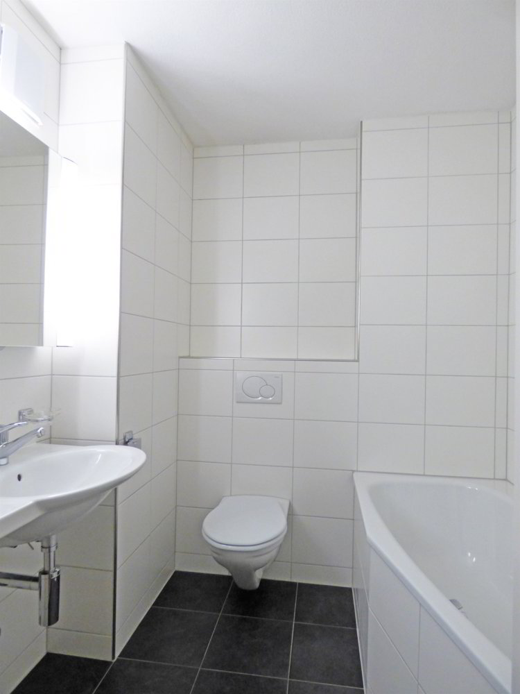 4 Zimmer Wohnung zu vermieten in Adliswil - Bild 1/6