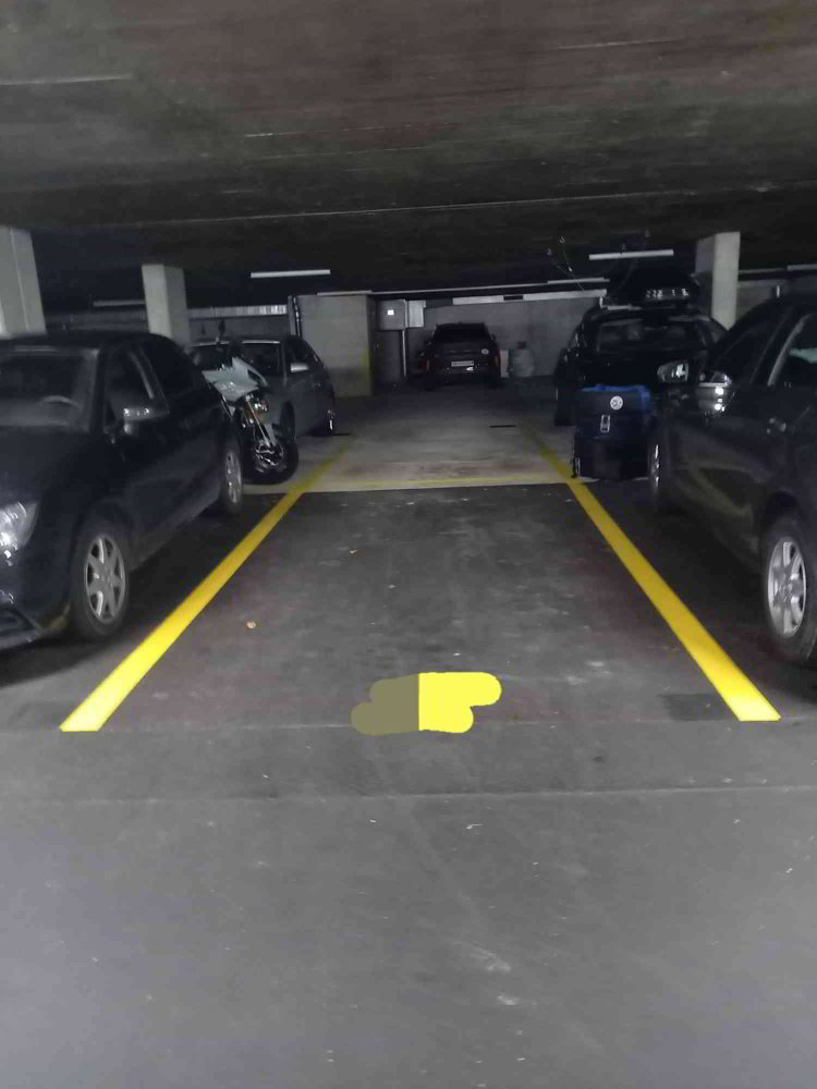 null rooms Car park, garage for rent in Ennetbaden - image 1/1