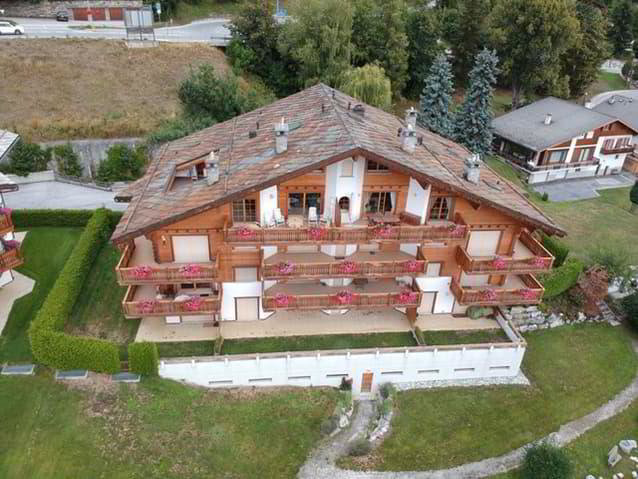 4.5 rooms Apartment to buy in Crans-Montana - image 1/13