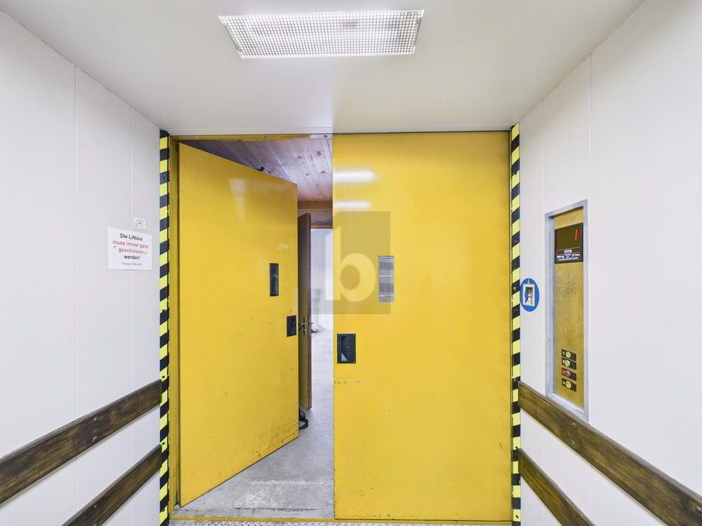 MIT GROSSEM WARENLIFT (6 M2) AM AUTOBAHNANSCHLUSS - Ansicht 2