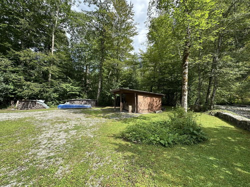 null Zimmer Haus zum verkaufen in Glarus - Bild 1/11