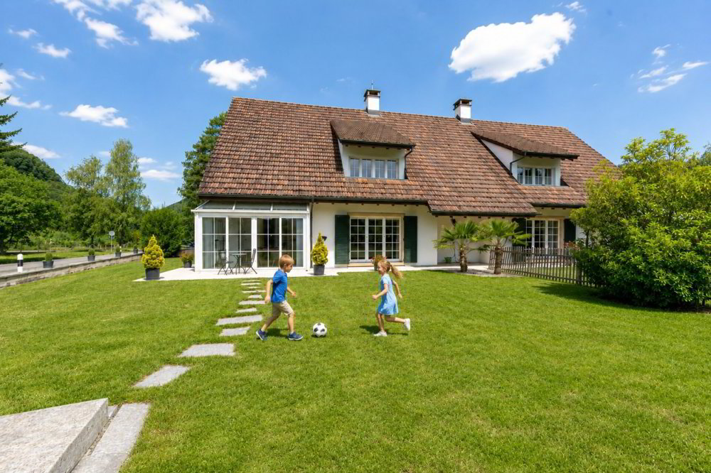 4.5 rooms House to buy in Hornussen - image 1/28