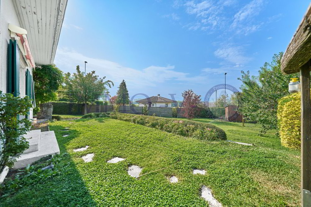 Maison 7 pièces à louer à Bremblens - image 1/16