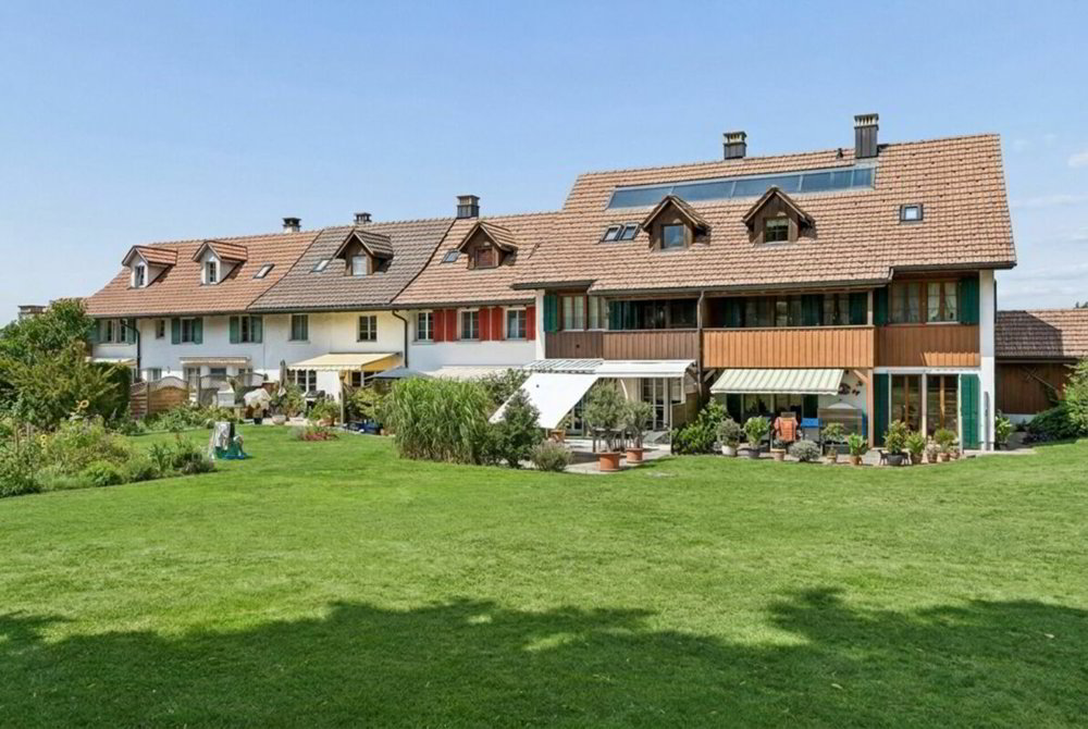 4 rooms House to buy in Kyburg - image 1/13