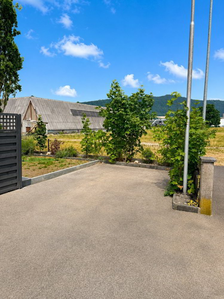 null Zimmer Parkplatz, Garage zu vermieten in Delsberg - Bild 1/2