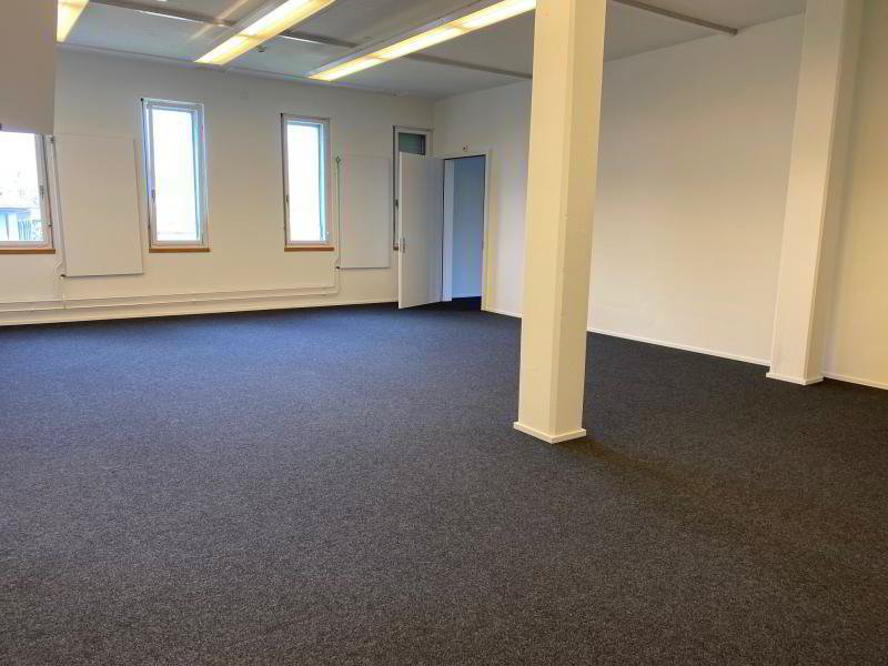 null Zimmer Büro zu vermieten in Peseux - Bild 1/4