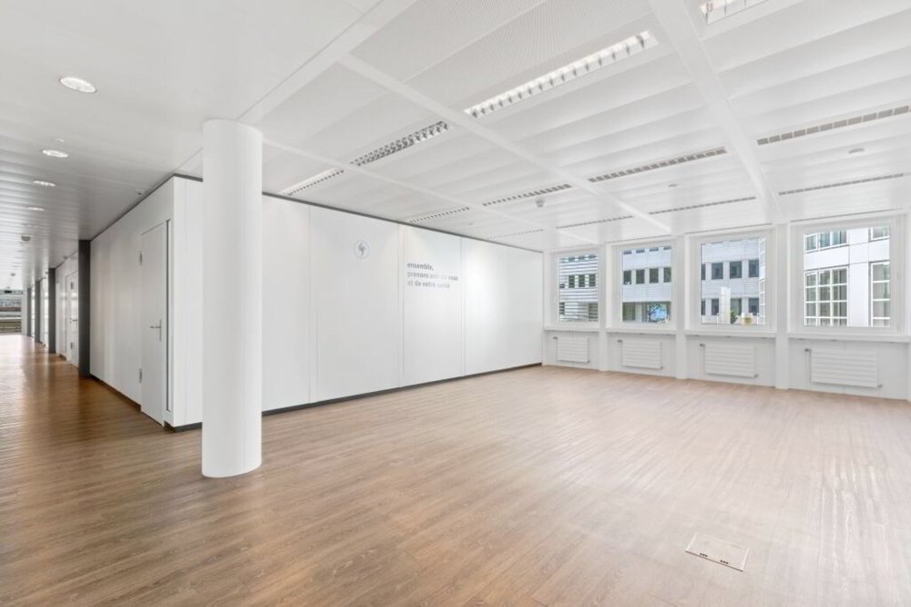 Derniers bureaux disponibles / Locaux de 111, 185 et 210 m² à Renens - Ansicht 2