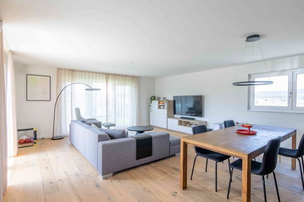 4.5 rooms Apartment to buy in Hendschiken - image 1/13