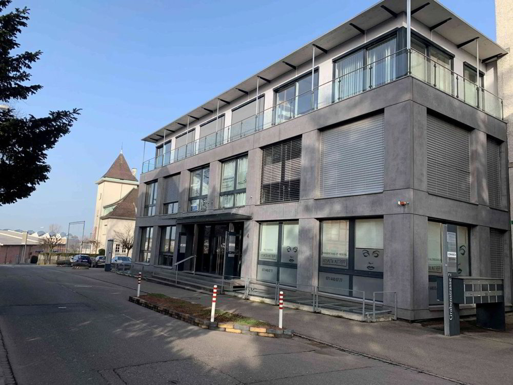 1 rooms Office & Commercial for rent in Arbon - image 1/8