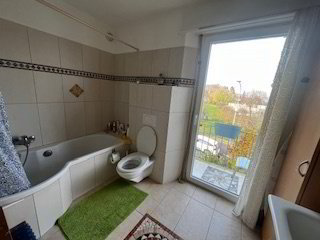 5 Zimmer Haus zu vermieten in Zürich - Bild 1/10