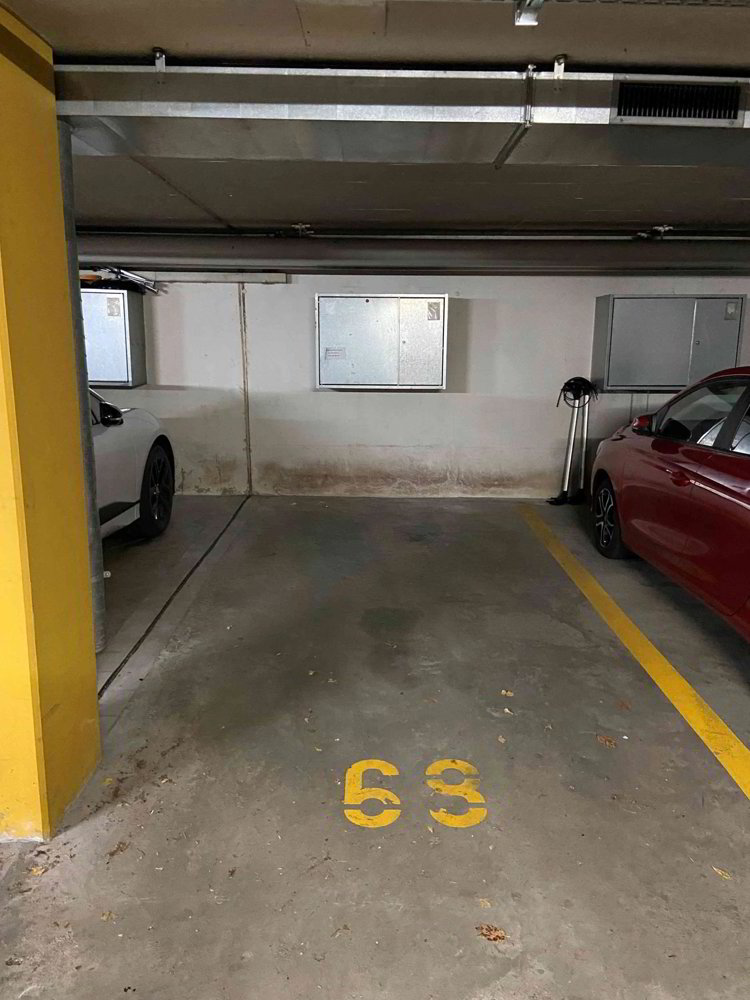 null Zimmer Parkplatz, Garage zu vermieten in Stans - Bild 1/1
