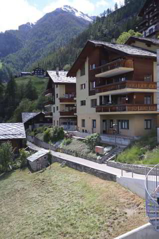 Wohnung – Embd, Zum Chriz