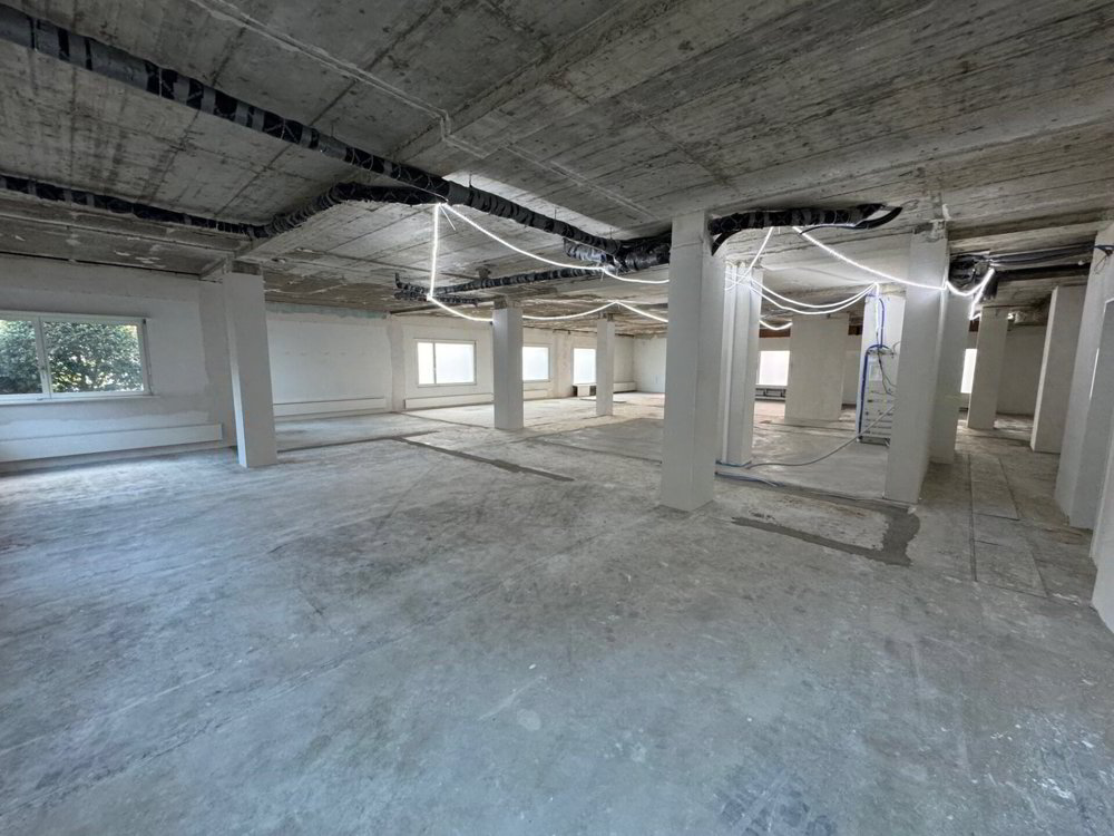null Zimmer Büro zu vermieten in Oberengstringen - Bild 1/6