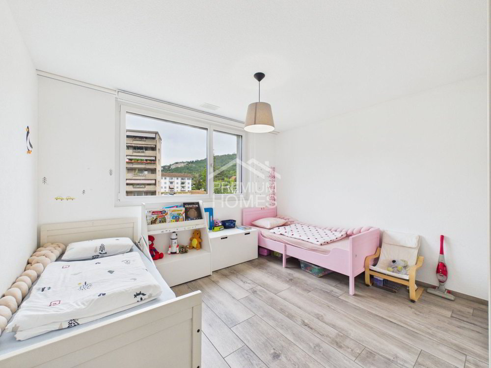 4 rooms Apartment to buy in Aarburg - image 1/10