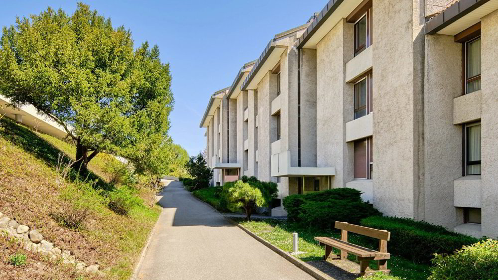 4 rooms Apartment to buy in Confignon - image 1/10