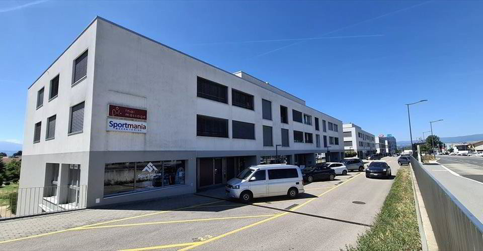 null rooms Office & Commercial for rent in St-Sulpice VD - image 1/11