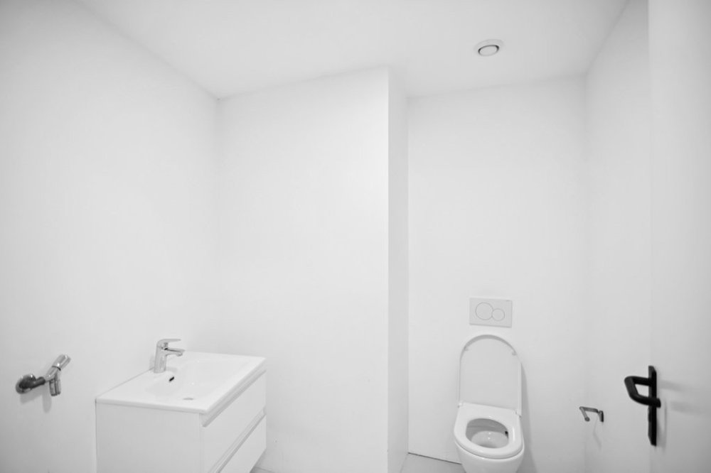 null Zimmer Büro zu vermieten in Paradiso - Bild 1/12
