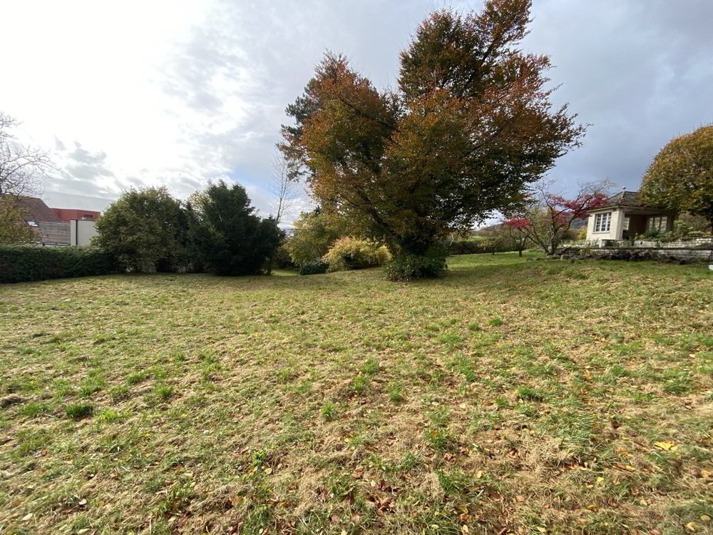 Grundstück von 1 966 m² ideal gelegen in einem Wohngebiet - Ansicht 5