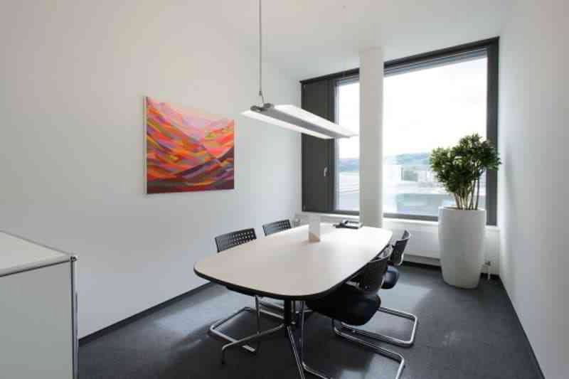 1 Zimmer Büro zu vermieten in Zug - Bild 1/3
