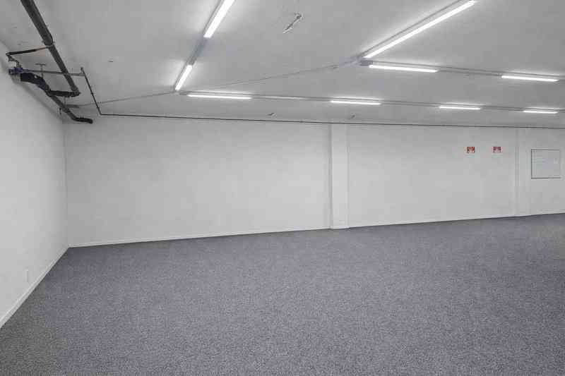 2 Zimmer Büro zu vermieten in Horgen - Bild 1/4