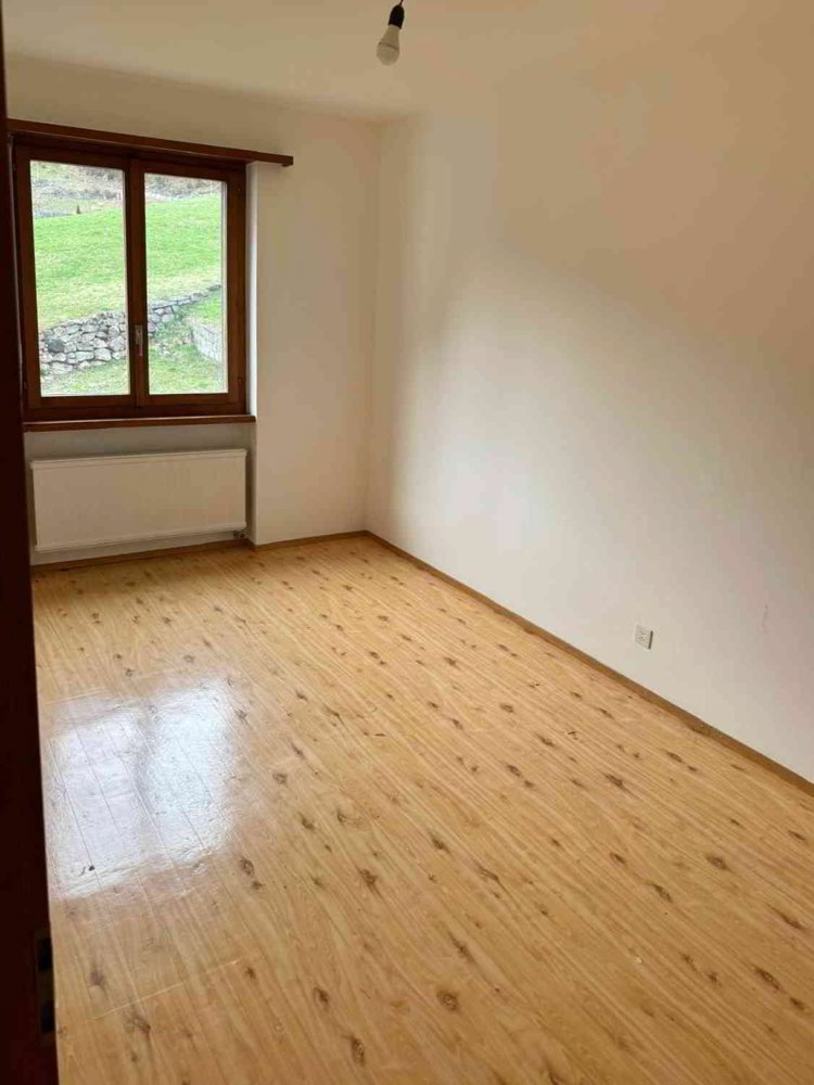 4.5 rooms Apartment for rent in Mairengo - image 1/5