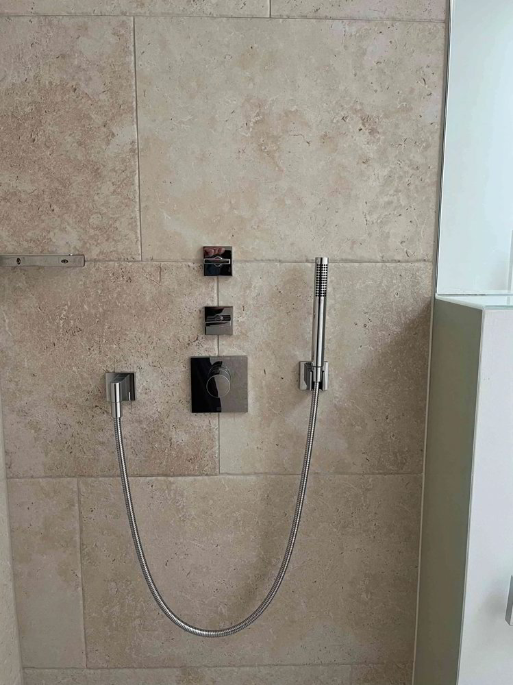 4 Zimmer Wohnung zu vermieten in Riehen - Bild 1/9