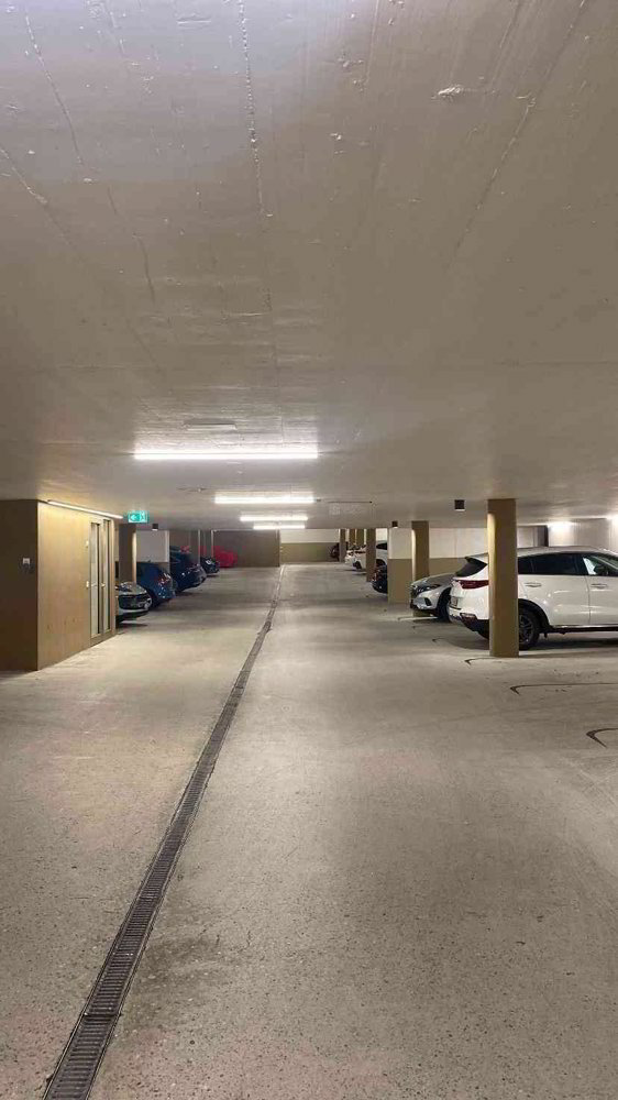 null Zimmer Parkplatz, Garage zu vermieten in Dietikon - Bild 1/3